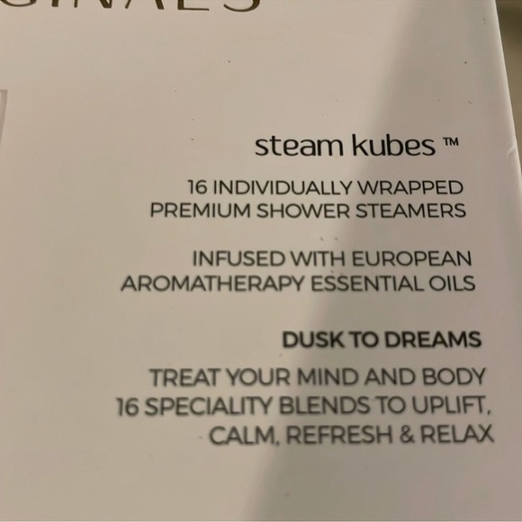 White Shower Steamers - Picture 8 of 15